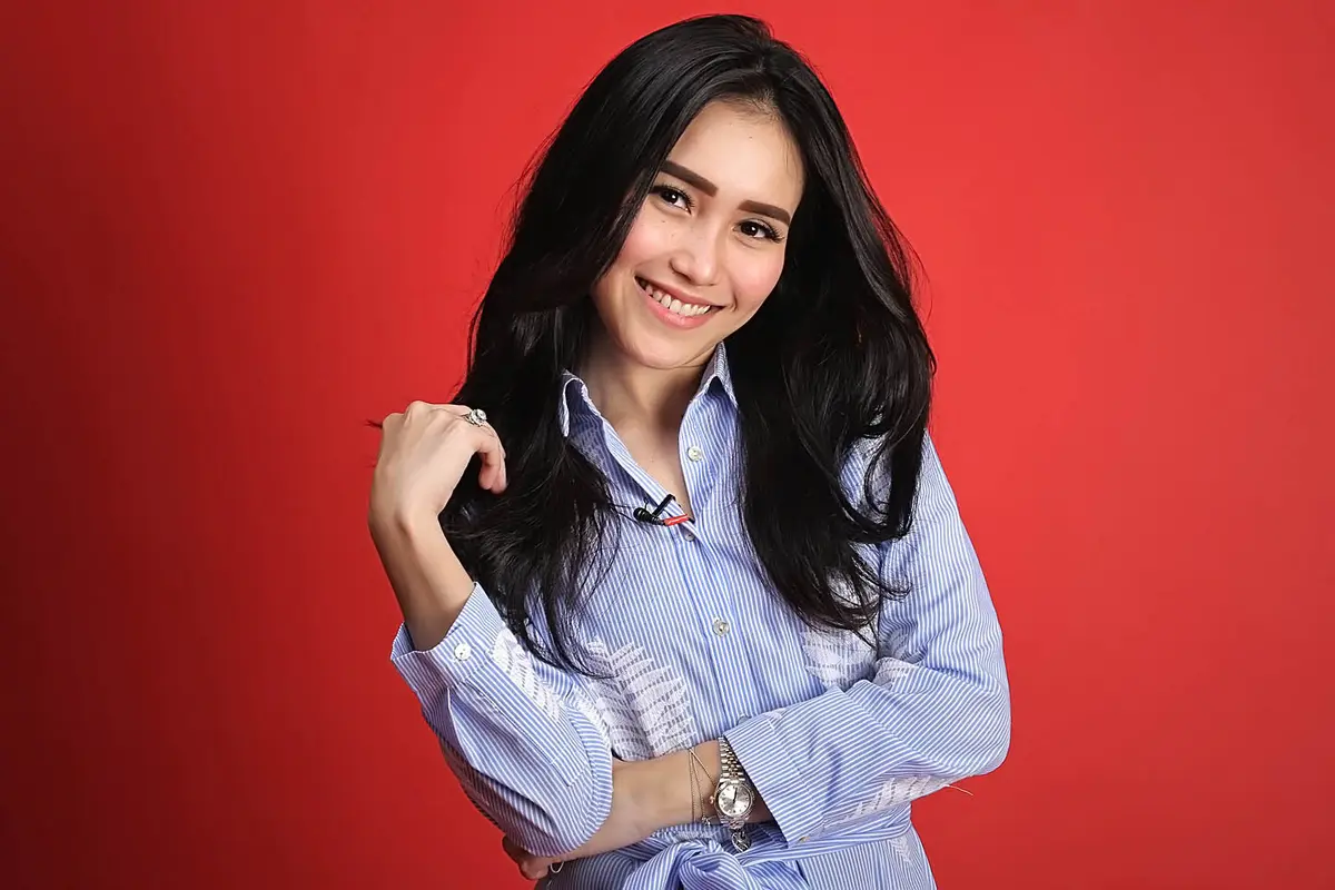 [Bintang] Ayu Ting Ting