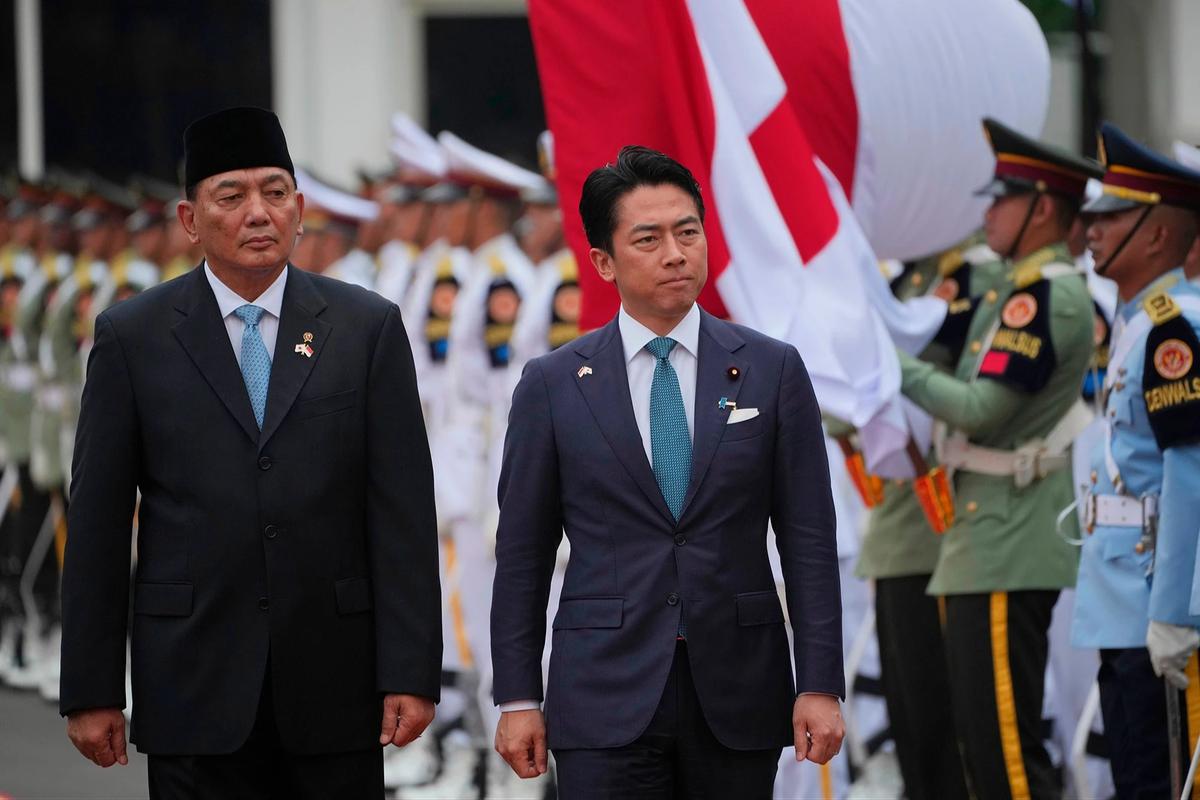 FOTO: Menhan Sjafrie Terima Kunjungan Menhan Jepang di Jakarta
