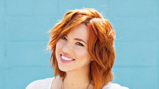 Eksperimen Gaya ke-1 Tuk Model Rambut Pendek