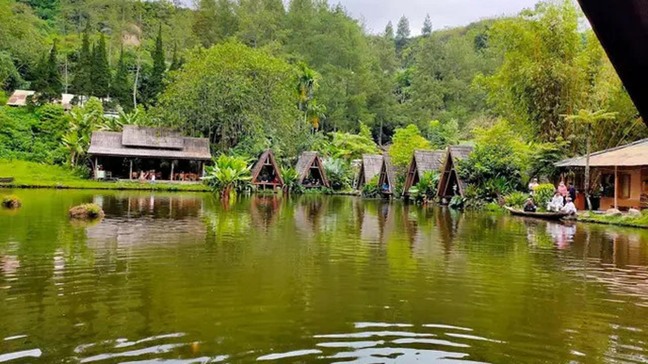 12 Rekomendasi Spot Mancing Nyaman 2025 di Bandung, Asri dan Cocok untuk Liburan