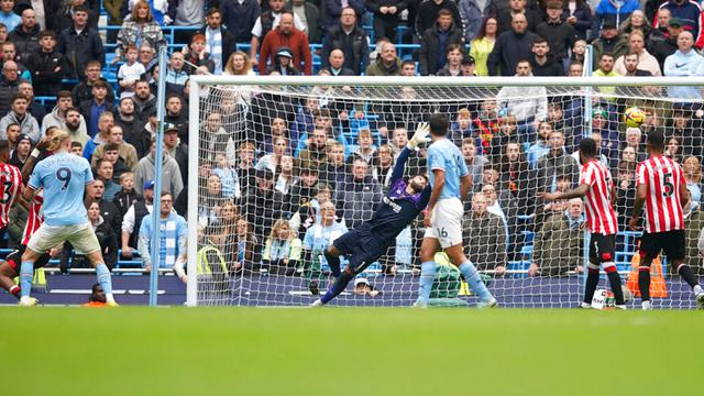 Manchester City Dipermalukan Brentford di Liga Inggris