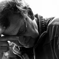 Kalau kamu enggak melakukannya saat sudah tua, kamu pasti akan menyesalinya di kemudian hari. 