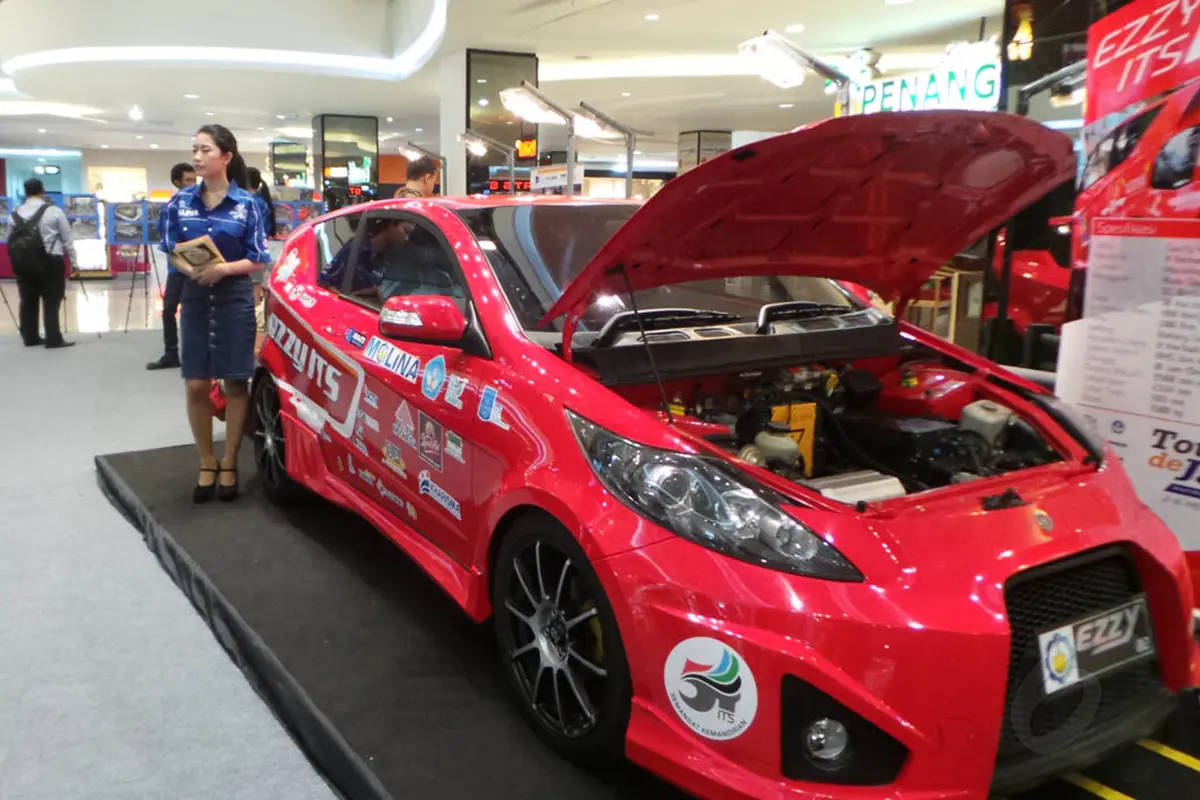 Ini Mobil Tenaga Surya Buatan Indonesia