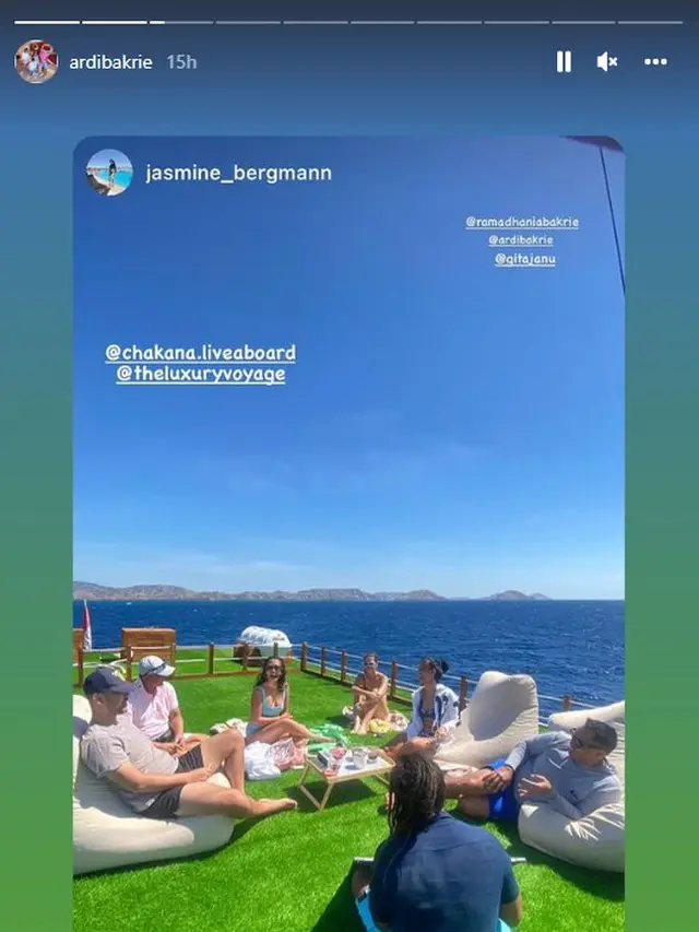 6 Potret Nia Ramadhani dan Ardi Bakrie Liburan ke Labuan Bajo, Jajal Diving