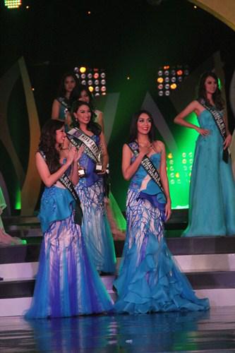 Malam penganugerahan Miss Earth Indonesia 2014 | copyright vemale.com