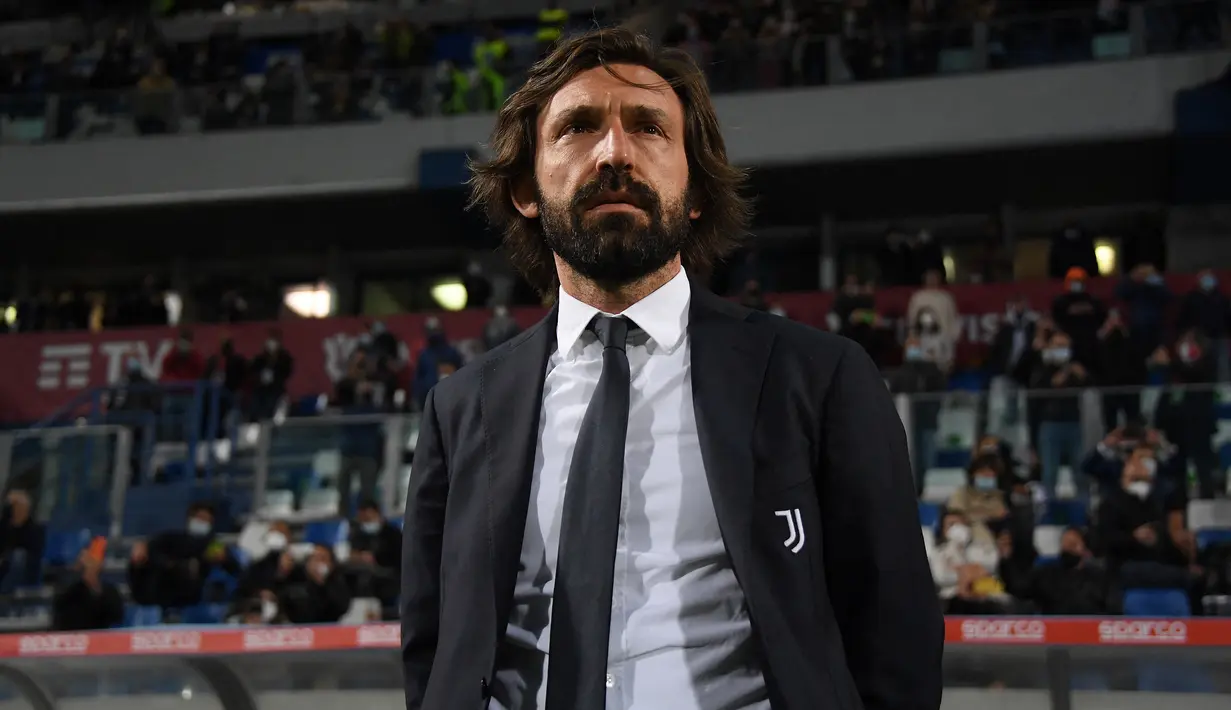 Andrea Pirlo diangkat sebagai manajer oleh mantan klubnya pada musim panas 2020. Ia telah mengklaim dua trofi dalam hanya sembilan bulan, yaitu Supercoppa Italiana dan Coppa Italia. Ia hanya bertahan selama 52 laga usai gagal meraih gelar Serie A. (AFP/ALBERTO LINGRIA)