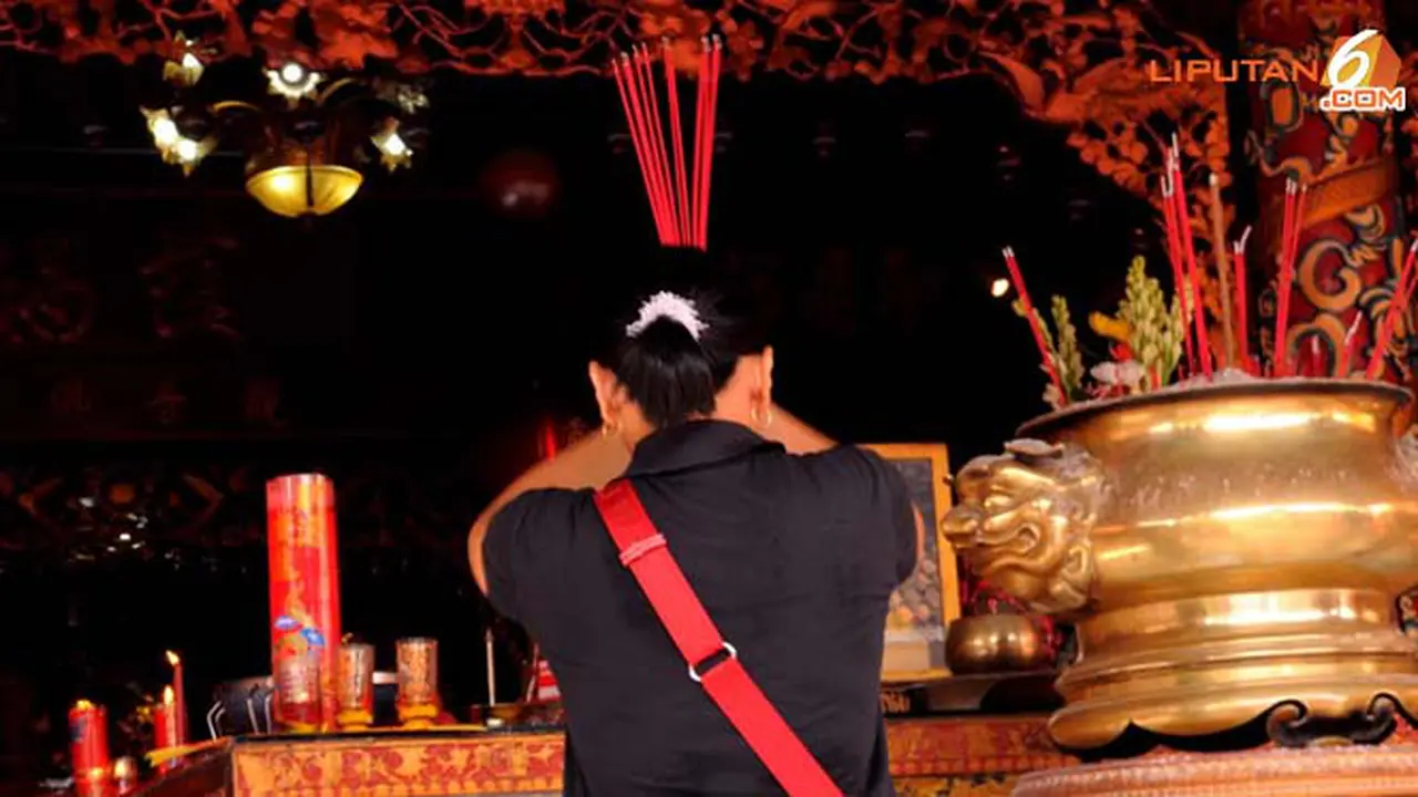 imlek-vihara-140131b.jpg