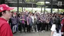 Pendukung setia Basuki Tjahaja Purnama (BTP) atau Ahok, Ahokers berkumpul di RTH Kalijodo, Jakarta, Kamis (24/1). Mereka sengaja membuat acara di RTH Kalijodo bukan di Mako Brimob agar tidak mengganggu. (Liputan6.com/Faizal Fanani)