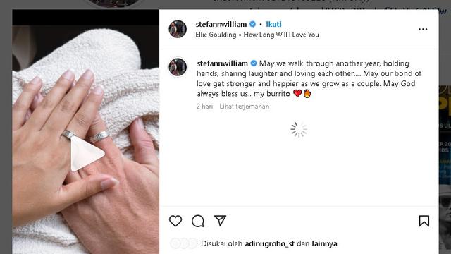 Stefan William bersama Ria sang kekasih, pamerkan cincin couple dengan ukiran nama mereka (Foto: Instagram stefannwilliam)