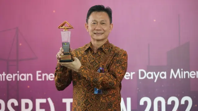 BCA menerima penghargaan sebagai pemenang pertama Kategori Gedung Hemat Energi Sub Kategori Gedung Baru di ajang Penghargaan Subroto Bidang Efisiensi Energi (PSBE) 2022.