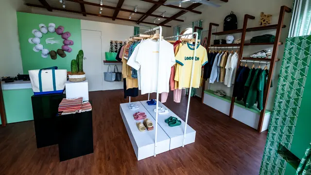 Lacoste Summer Pop Up Hadirkan Pengalaman Belanja Koleksi Terbaru dengan Vibes Liburan