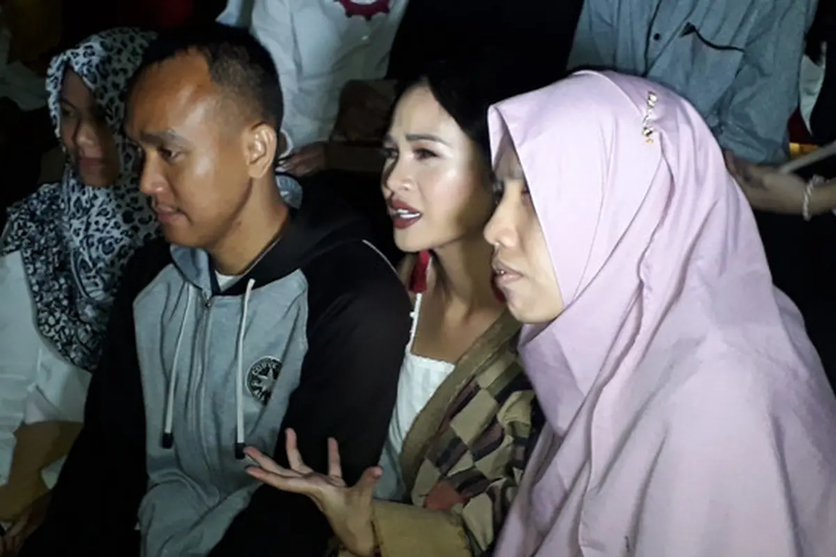 Andien Menjadi Relawan Pembisik