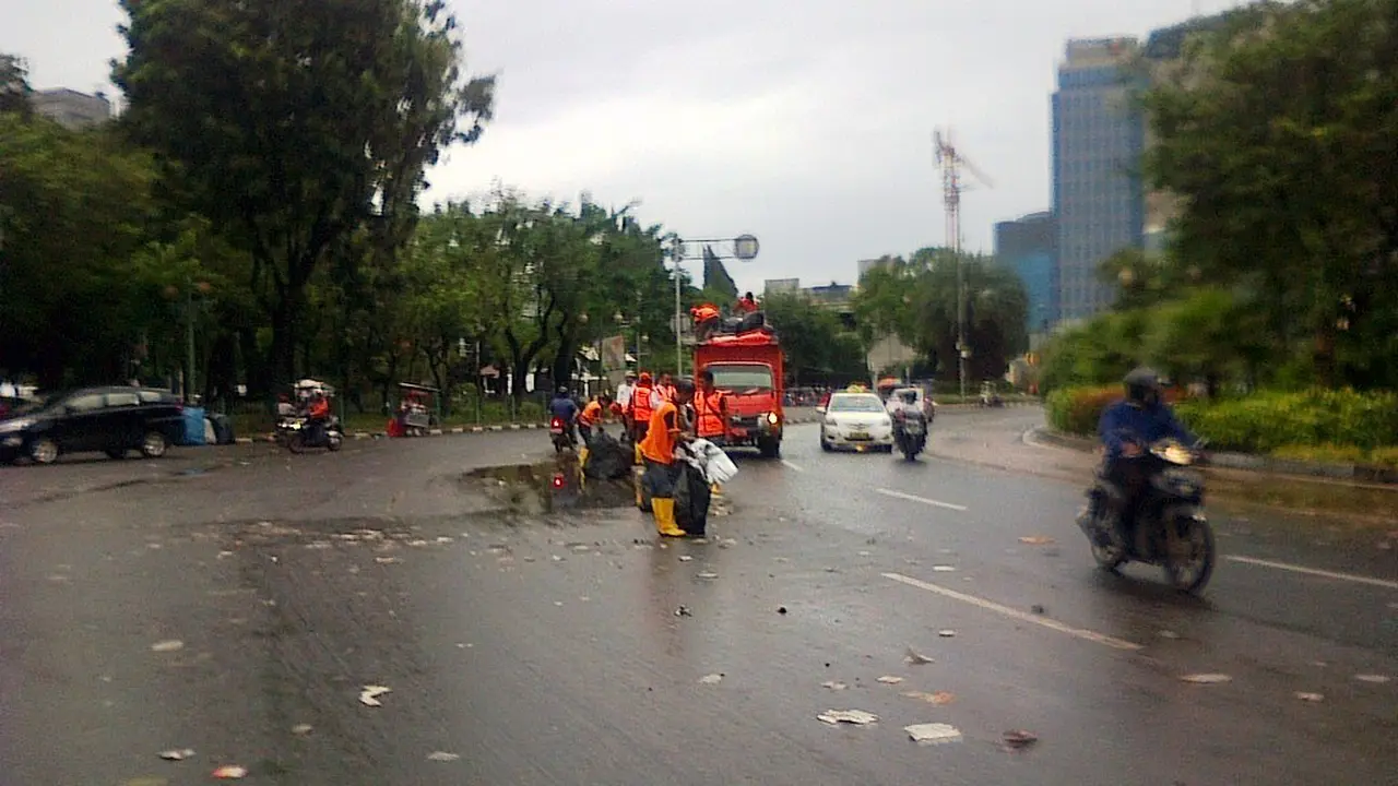 20161202-sampah-jakarta-demo 212