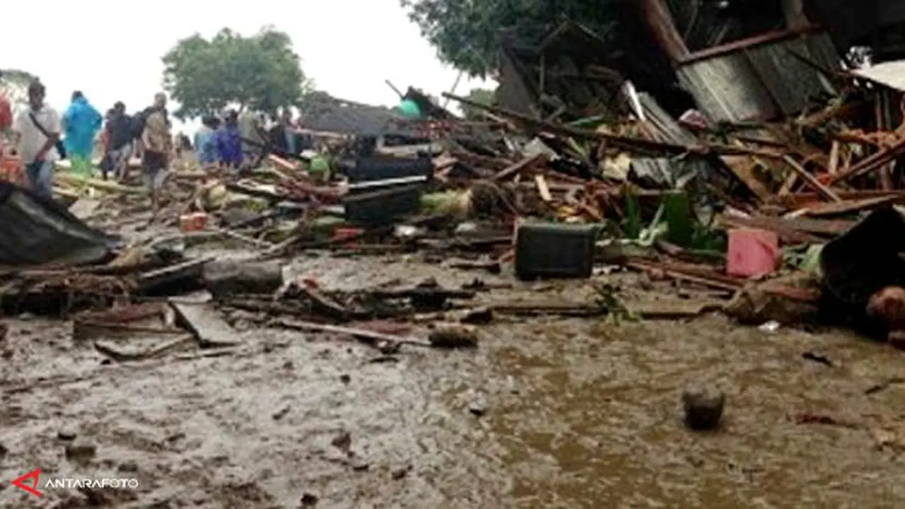 banjir-bandang-131205a.jpg
