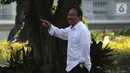 Menteri Agraria dan Tata Ruang Sofyan Djalil tiba di Istana, Jakarta, Selasa (22/10/2019). Sofyan melempar senyum kepada media jelang wawancara calon menteri Kabinet Kerja Jilid II bersama Presiden Joko Widodo. (Liputan6.com/Angga Yuniar)