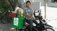 Kisah Inspiratif Penjual Jamu Berbagi Ilmu Via Buku Gratis
