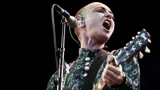 Selama hidupnya, Sinead telah merilis 10 album dan terakhir dirilis pada 2014 berjudul I'm Not Bossy, I'm the Boss. (AP Photo/Casper Dalhoff, Polfoto, File)