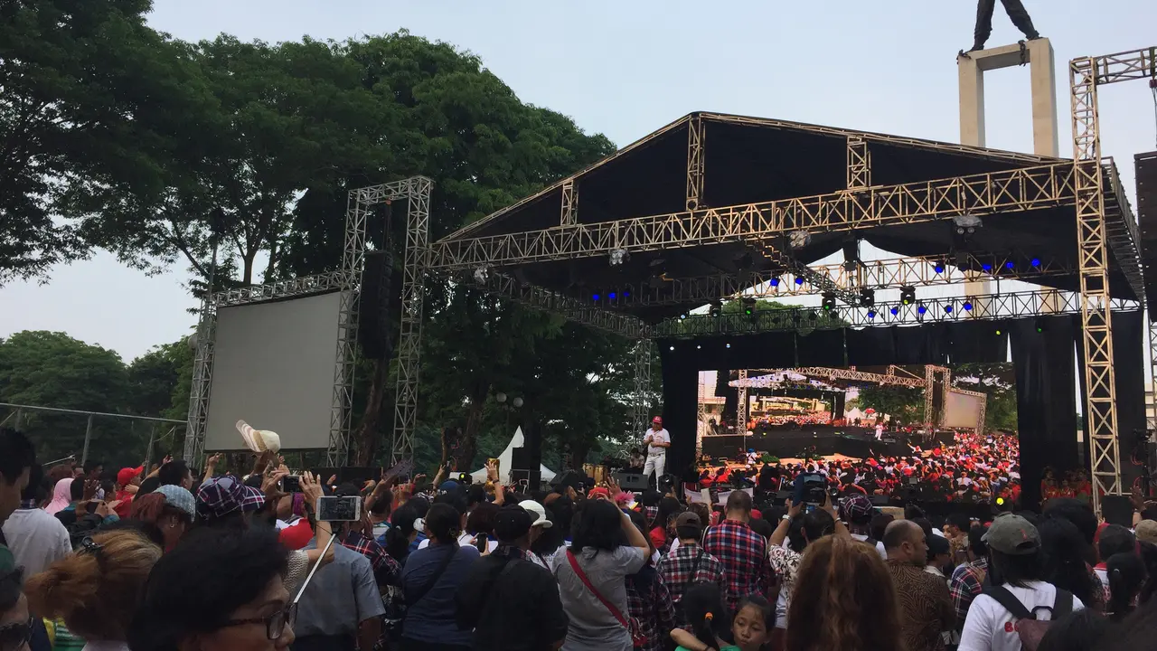 Keramaian di acara Kaleidoskop dan Terima Kasih Gubernur 2012-2017. (Liputan6.com/Muhammad Radityo Priyasmoro)