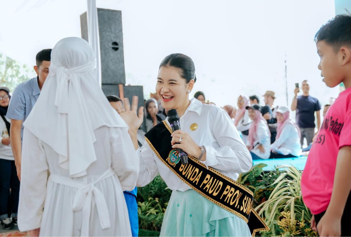 Kahiyang Ayu hadiri acara Kampung Ceria Anak Merdeka (Kacamer) 2025