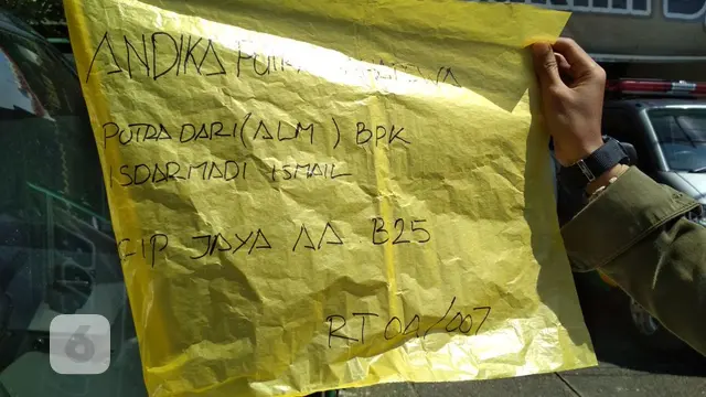 [Bintang] Bassist Kerispatih, Andika Putrasahadewa Meninggal Dunia