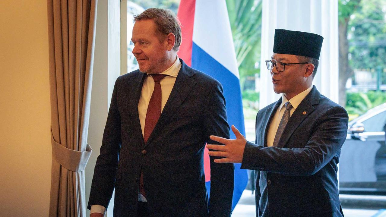 FOTO: Menlu Belanda Minta Maaf ke Fans Indonesia Usai Timnas Kalah dari Arab Saudi