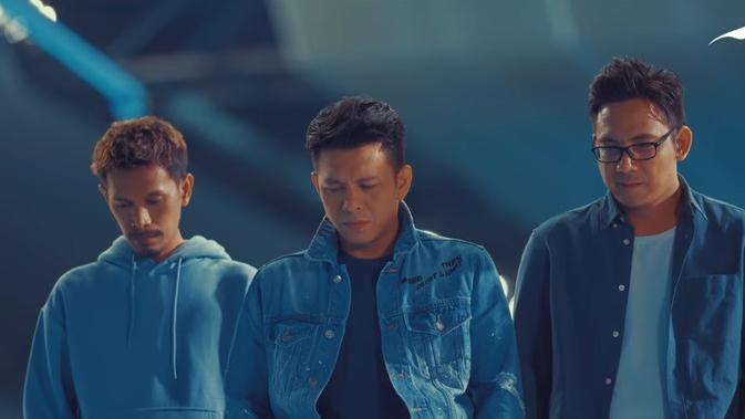 Sajikan Album 360 Noah Rilis Semua Tentang Kita Versi Korea News Entertainment Fimela Com Pernah ku pergi dari ini di tempat kau berpaling dan bila ku pergi dari ini. sajikan album 360 noah rilis semua