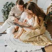 Ilustrasi kegiatan ngabuburit bersama anak./copyright pexels/Vlada Karpovich