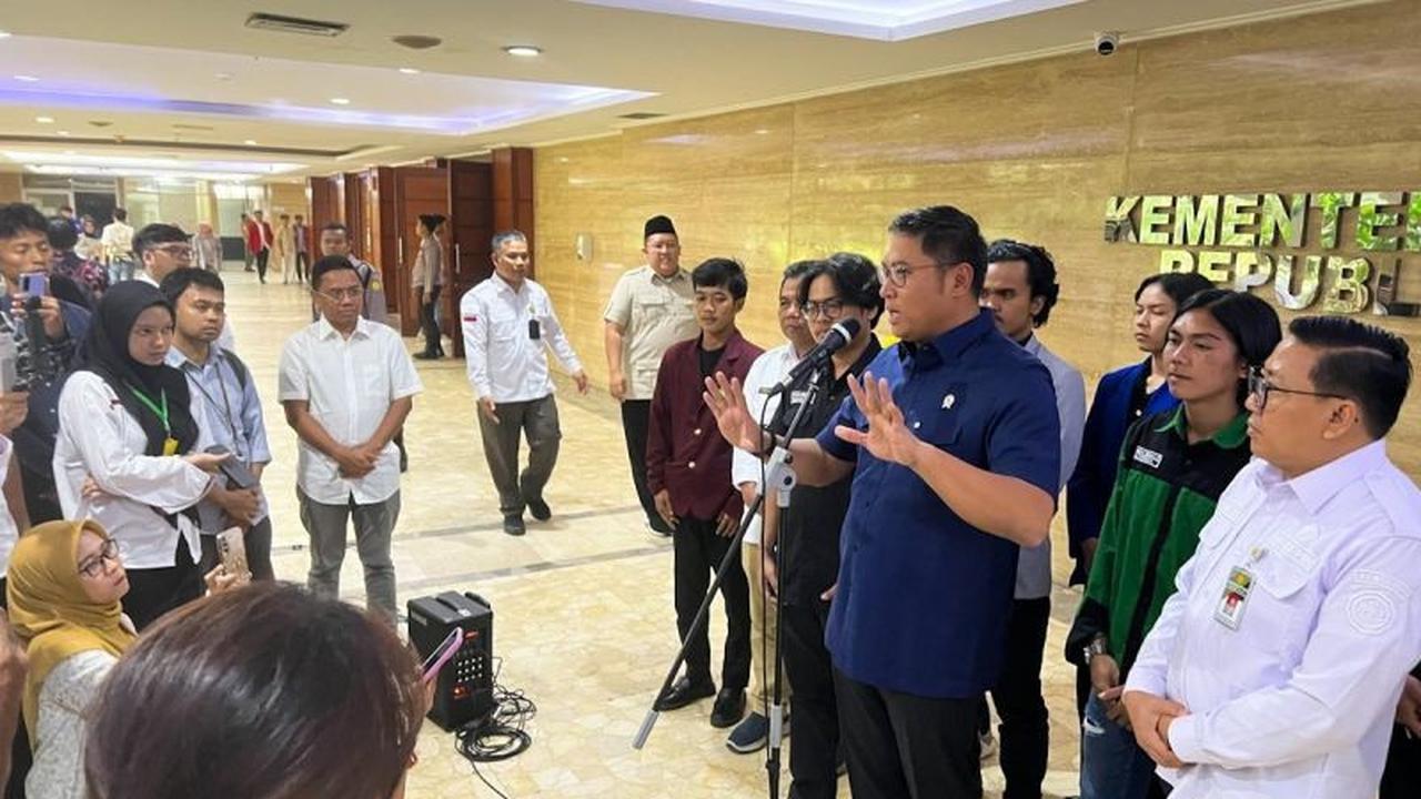 Trivia: Produksi Beras Nasional 2025 Diproyeksikan Surplus 3,5 Juta Ton, Wamentan Pastikan Stok Aman Tanpa Impor