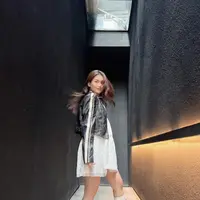 Sebagai pecinta budaya Korea, Ayu Ting-Ting kerap eksplorasi gaya eonnie Korea dengan berbagai look [@ayutingting92]