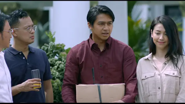 Deva Mahenra dan Velove Vexia