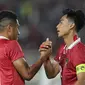 Pemain Timnas Indonesia U-23, Pratama Arhan Alif (kanan), merayakan golnya ke gawang Chinese Taipei U-23 bersama Muhammad Fajar Fathurrahman dalam pertandingan Grup K Kualifikasi Piala Asia U-23 2024 di Stadion Manahan, Solo, Sabtu (9/9/2023). (Bola.com/Arief Bagus)