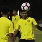 Pemain Timnas Malaysia, Safawi Rasid, saat latihan jelang laga kualifikasi Piala Dunia di Lapangan ABC, Senayan, Jakarta, Selasa (3/9). Malaysia akan berhadapan dengan Indonesia. (Bola.com/M Iqbal Ichsan)