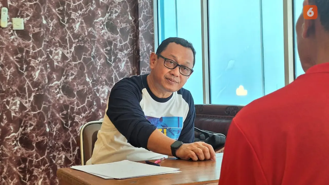 Layanan konseling gratis dalam acara acara Gerakan Ayah Teladan Indonesia (GATI) diselenggarakan di Kementerian Kependudukan dan Pembangunan Keluarga, Jakarta Timur, pada Jumat, 15 Agustus 2025. (Foto: Adinda Retno Aryani/Liputan6.com)
