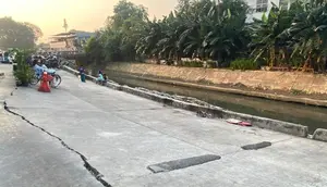 Lingkaran Setan Jalan Ambles Pulo Gadung