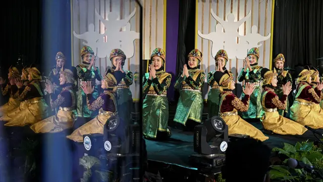 FOTO: Menyaksikan Festival Tari Ratoh Jaroe di Banda Aceh