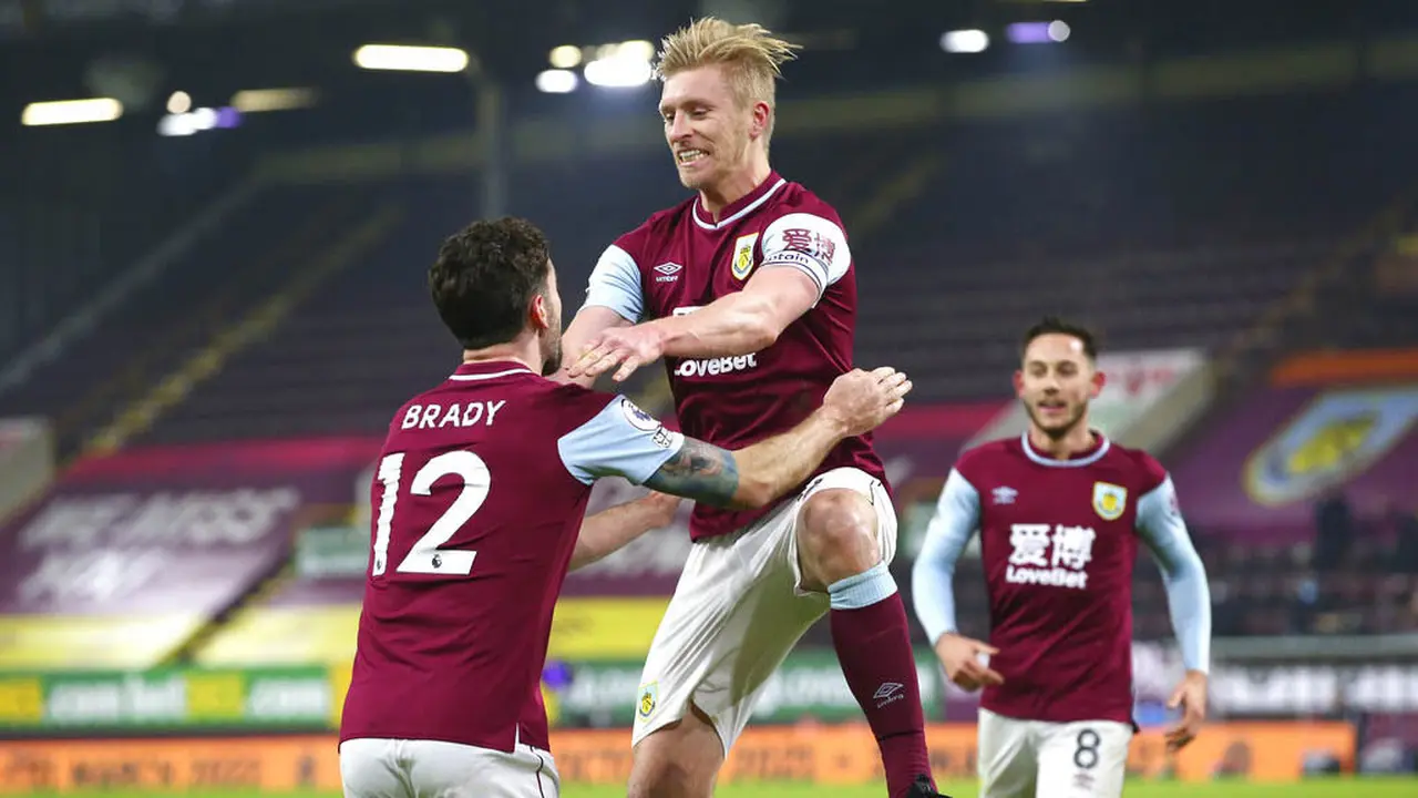 FOTO: Dihajar Burnley, Sheffield United Semakin Tenggelam di Dasar Klasemen Liga Inggris