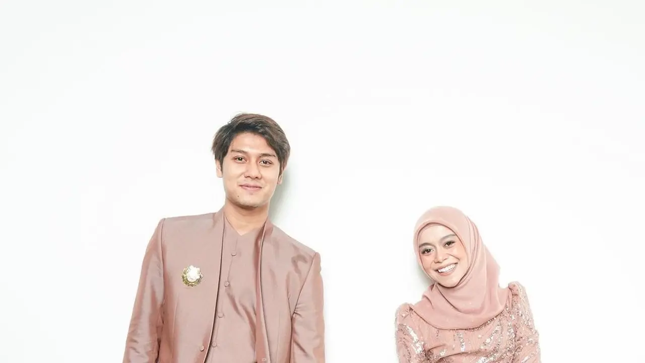 6 Potret Keluarga Kecil Lesti Kejora dan Rizky Billar yang Selalu Harmonis