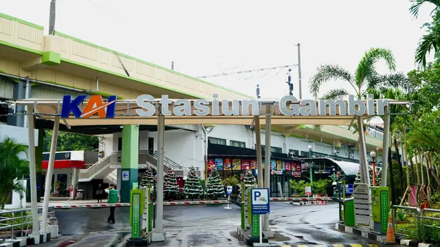 Antisipasi Demo, Calon Penumpang Kereta Api Diminta Datang Lebih Awal ke Stasiun Gambir