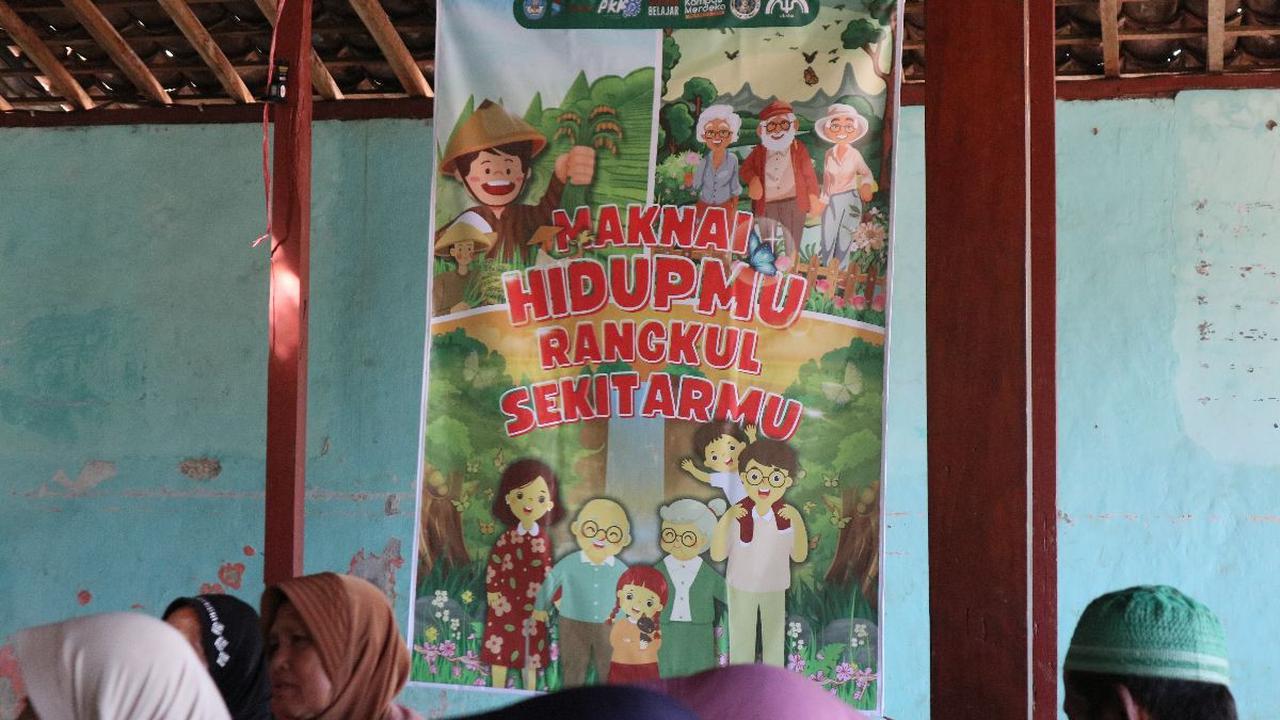 Salah seorang warga yang mengikuti permainan Mbalang Lintang, Wagiyah, mengaku senang dengan kegiatan ini.