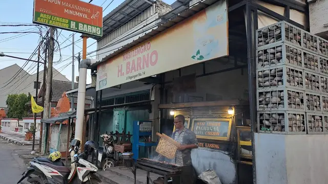 Rekomendasi Tempat Makan Nasi Lengko di Cirebon
