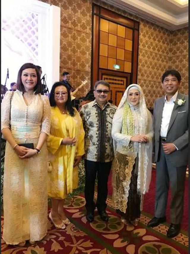 Pernikahan Pinky Evianty (Brilio.net/ Instagram - @pinkyevianty)