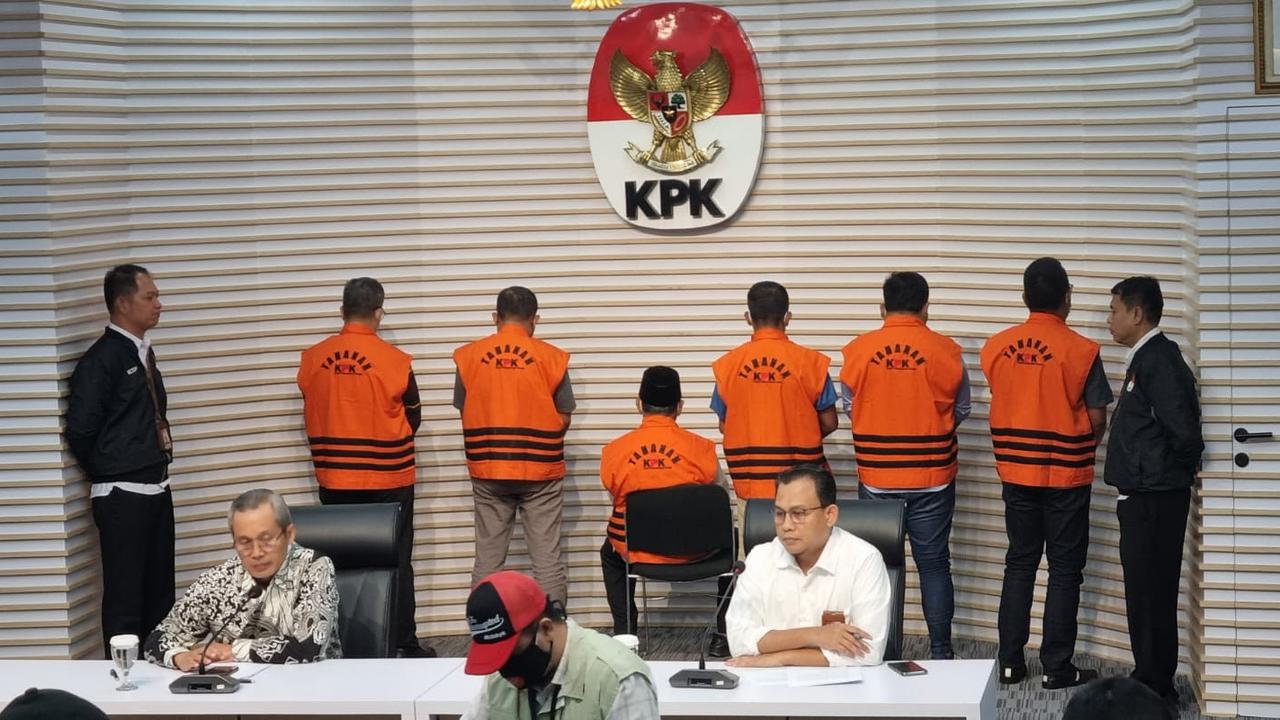 Eks Gubernur Malut Abdul Gani Kasuba Buka Suara Soal Habiskan Rp3 Miliar Ngamar Bareng Wanita di Hotel Mewah Jakarta