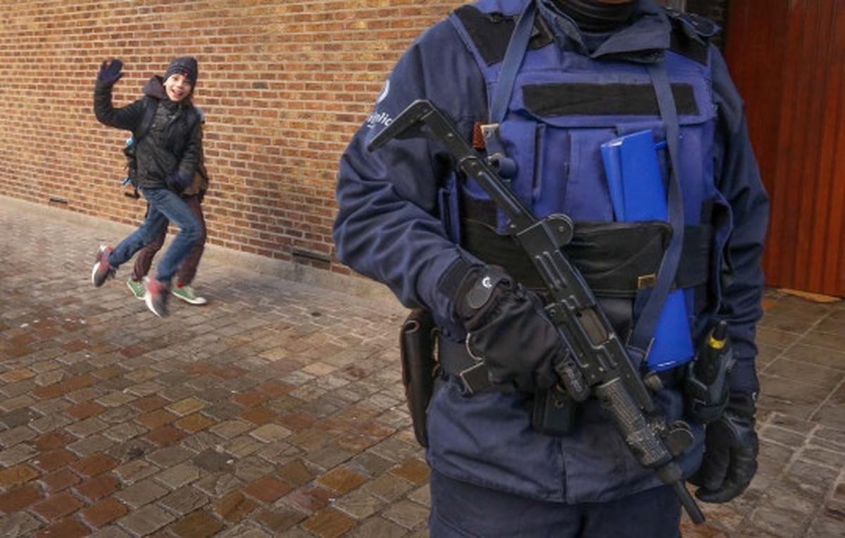 Waspada teror, sekolah di Belgia dijaga ketat polisi