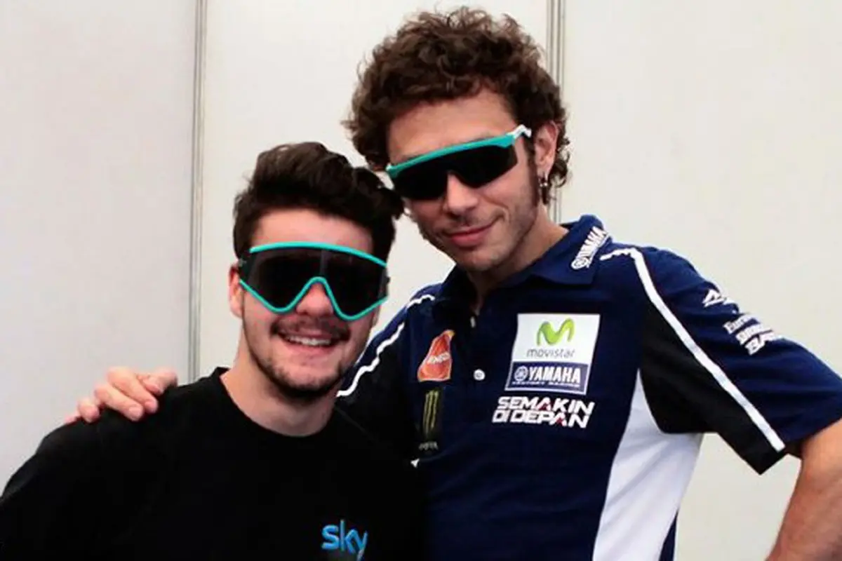 Romano Fenati dan Valentino Rossi