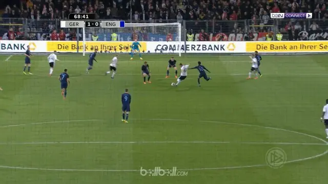 Berita video gol tendangan roket striker Jerman, Lukas Podolski, ke gawang Inggris. This video presented by BallBall.