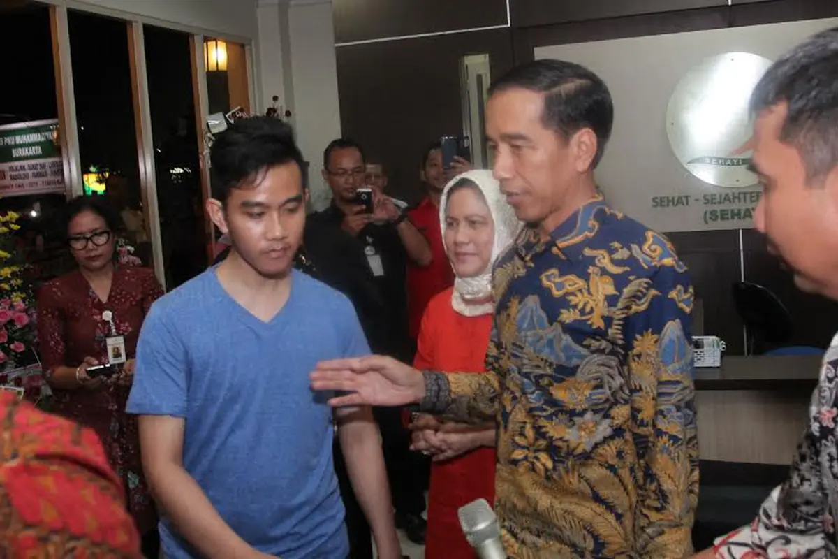 20160310-Jokowi-Cucu-Solo