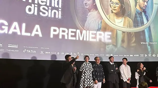 Disutradarai Umay Shahab, Ini Potret Gala Premiere Film Ketika Berhenti di Sini
