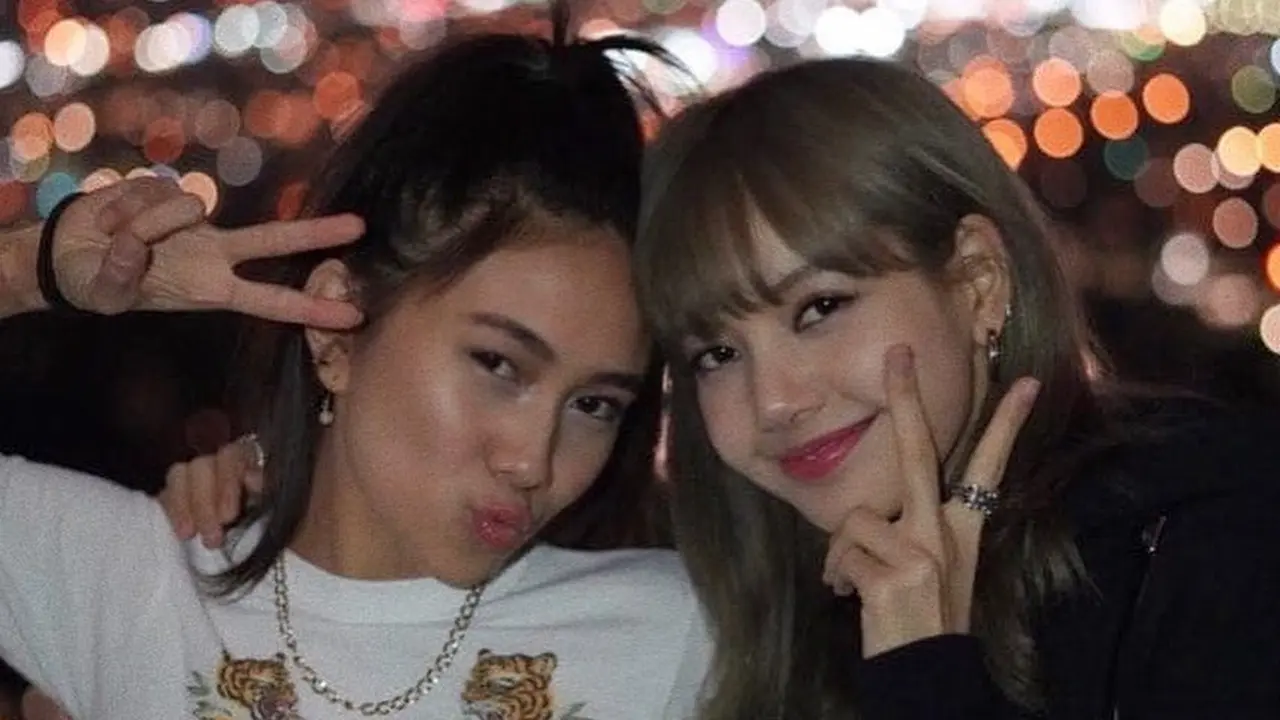 Niki dan Lisa Blackpink (Instagram/ nikizefanya)