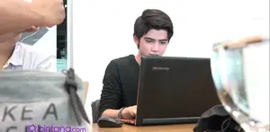 Aliando Syarief Menyukai lagu genre era 80/90..