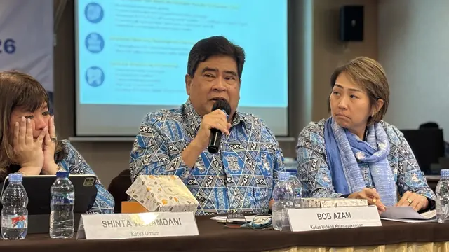 Ketua Bidang Ketenagakerjaan Asosiasi Pengusaha Indonesia (Apindo) Bob Azam saat ditemui di Kantor Apindo. (Foto: Liputan6.com/Tira Santia)